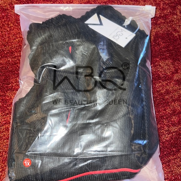 Black joggers - Picture 1 of 2